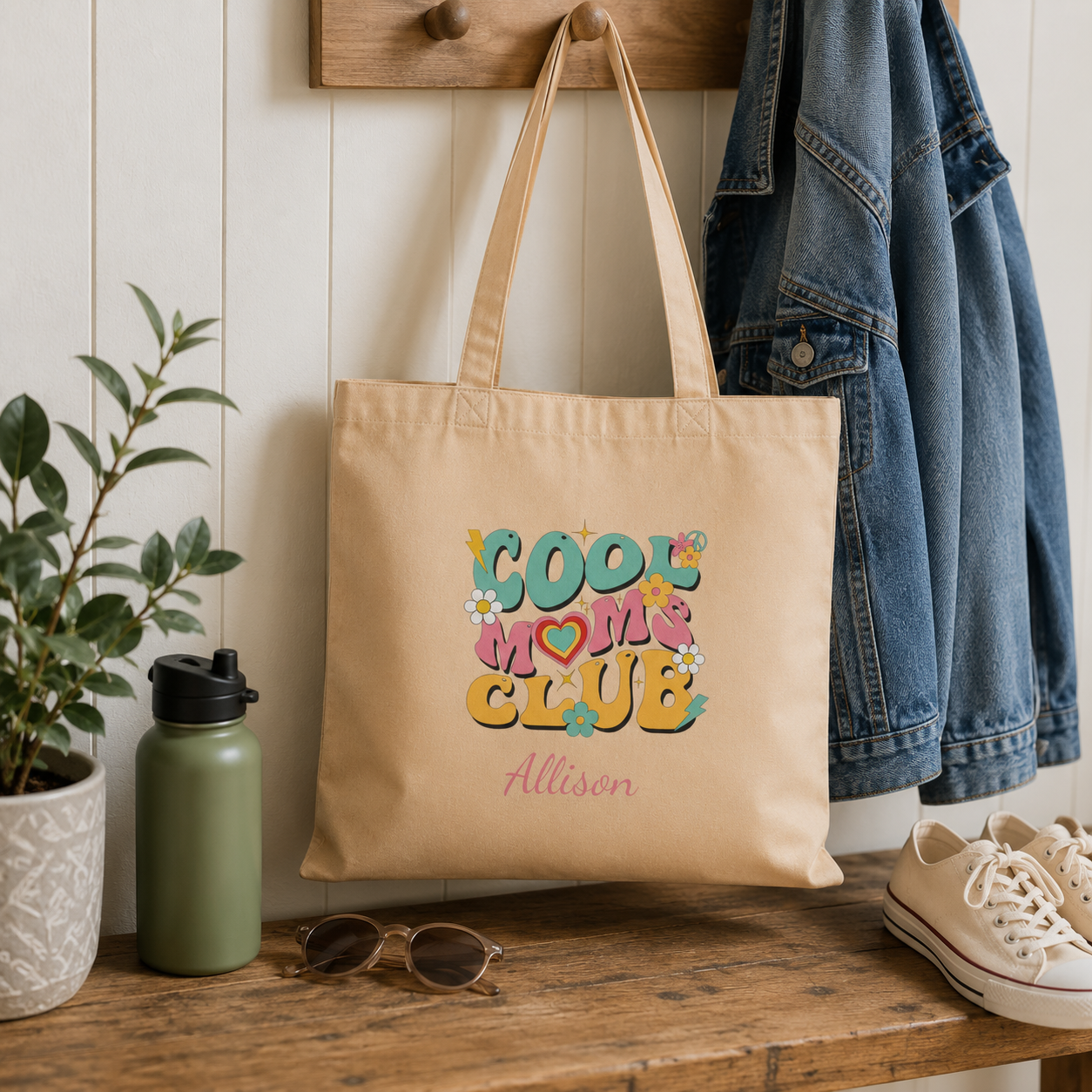 Close-up of retro lettering and personalized name on Cool Moms Club tote